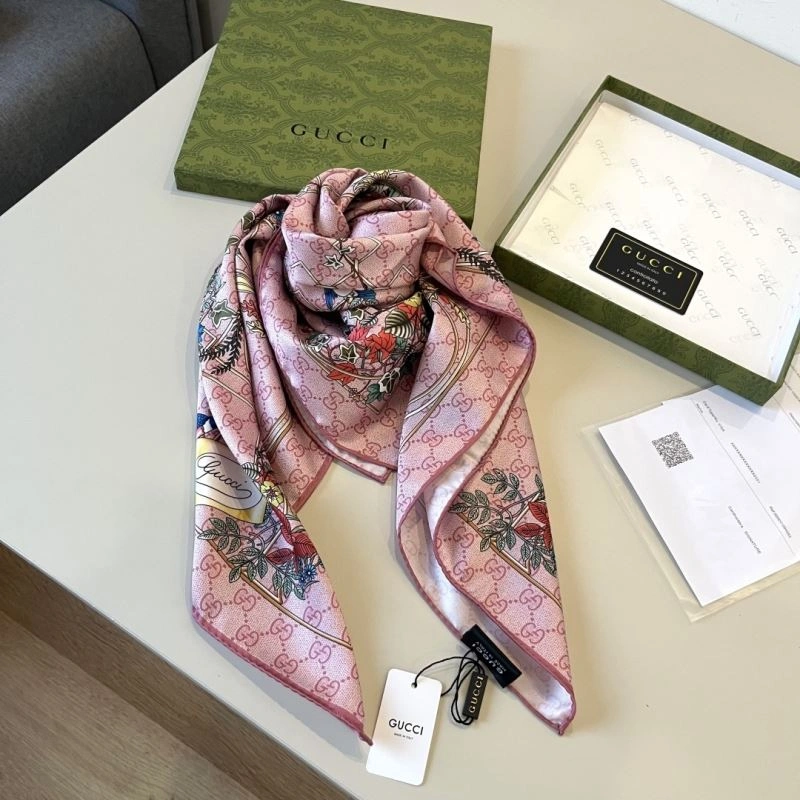Gucci Scarf EyeCatching 270718