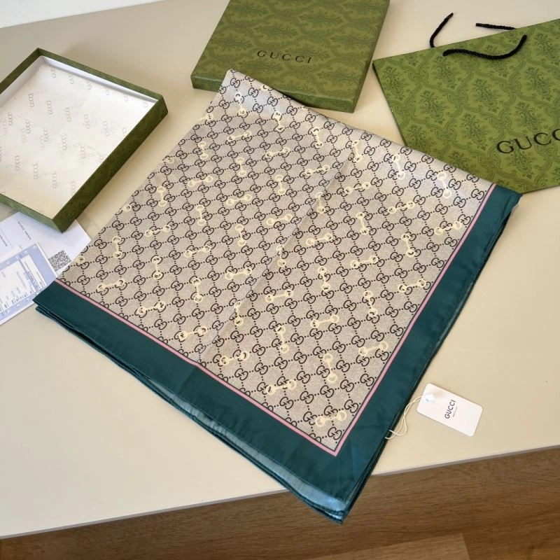 HighPerformance Gucci Scarf 270714