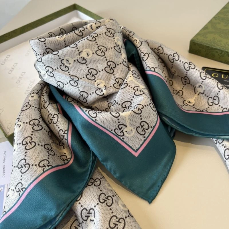 HighPerformance Gucci Scarf 270714