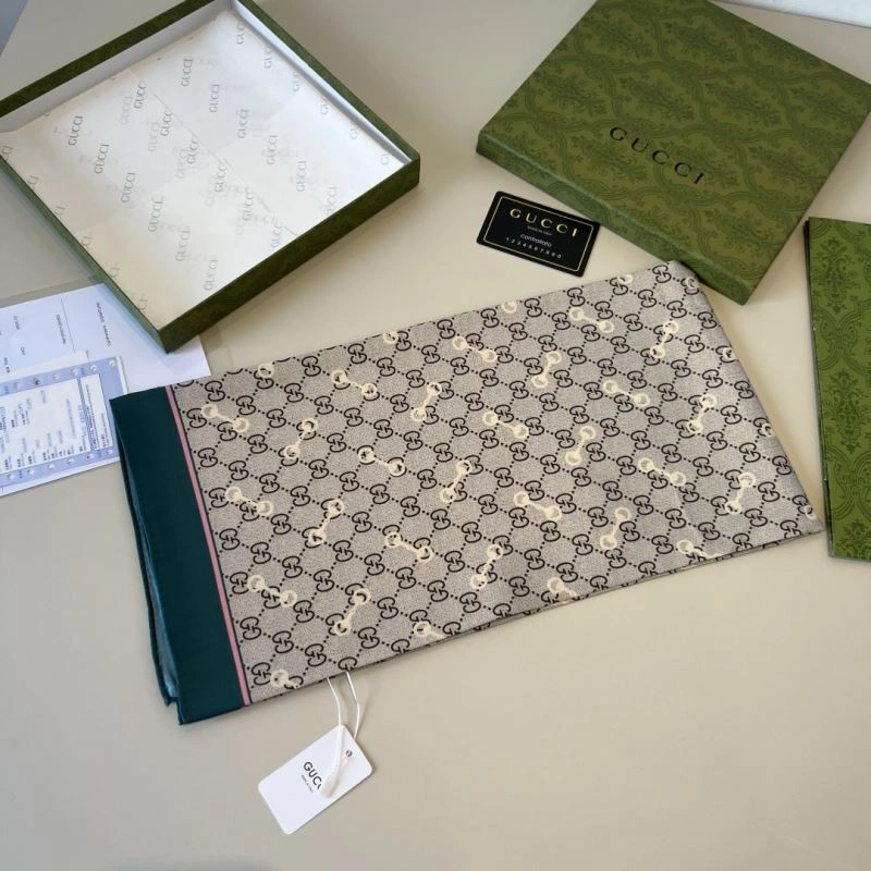 HighPerformance Gucci Scarf 270714