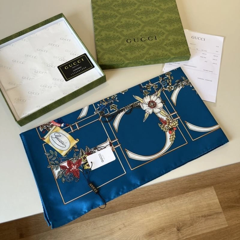 Gucci Scarf UrbanStyle 270705