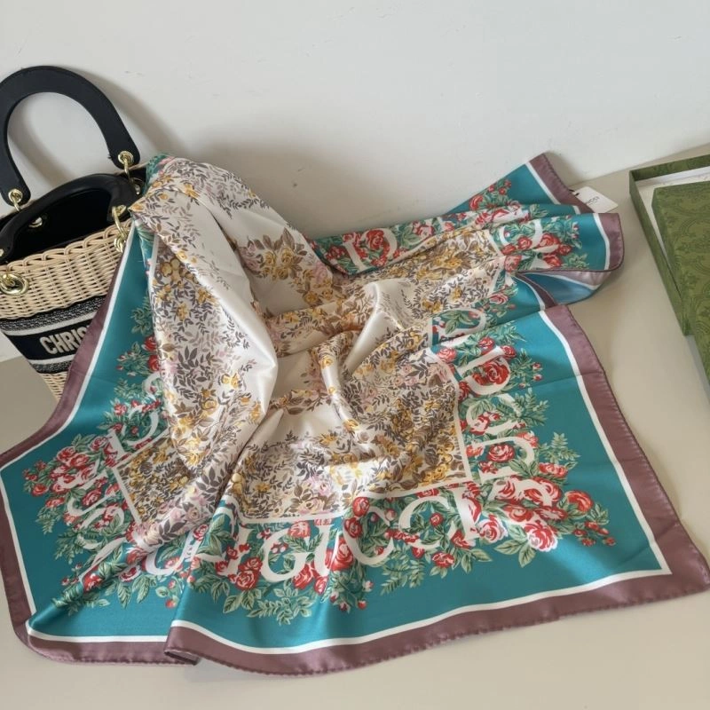 Gucci Scarf Sustainable 270721