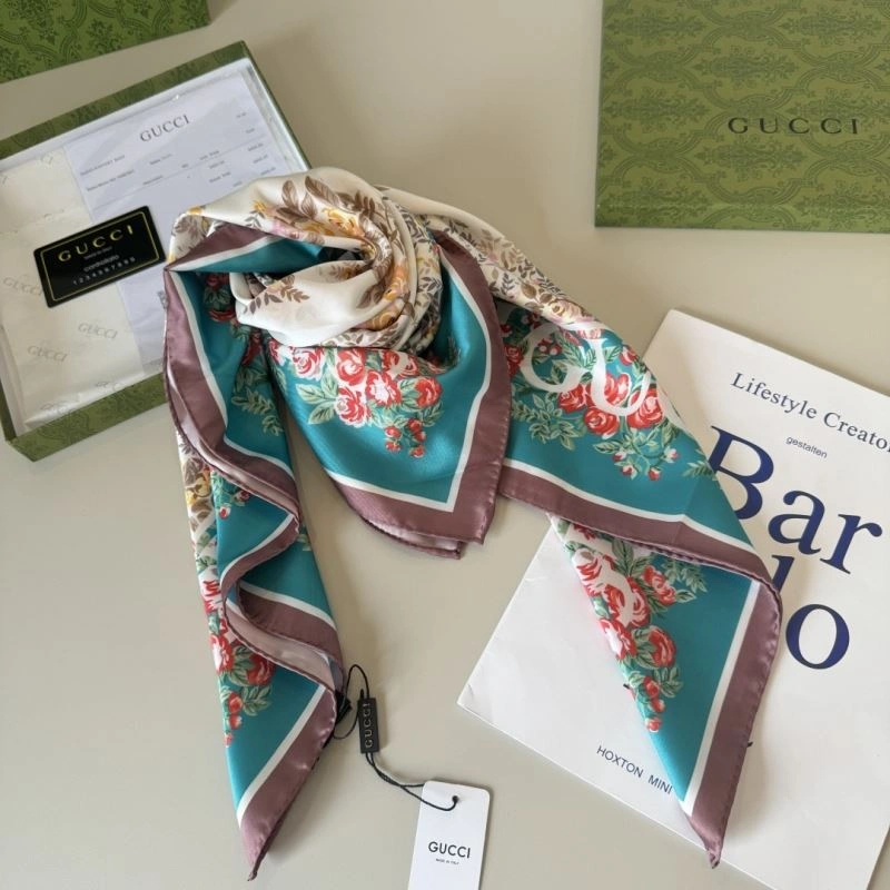 Gucci Scarf Sustainable 270721