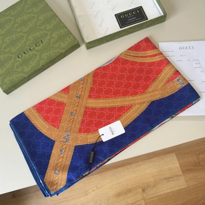 Gucci Scarf Practical 270706