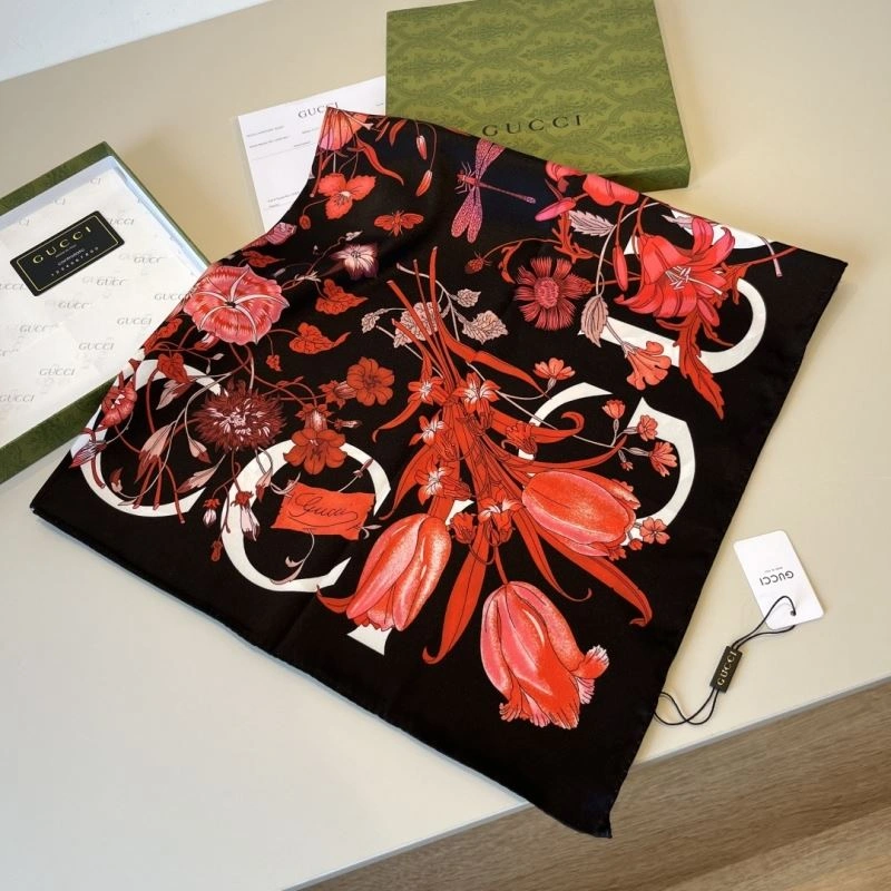 Compact Gucci Scarf 270704