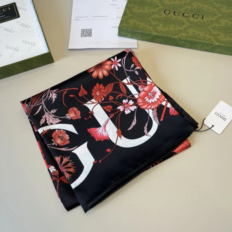Compact Gucci Scarf 270704