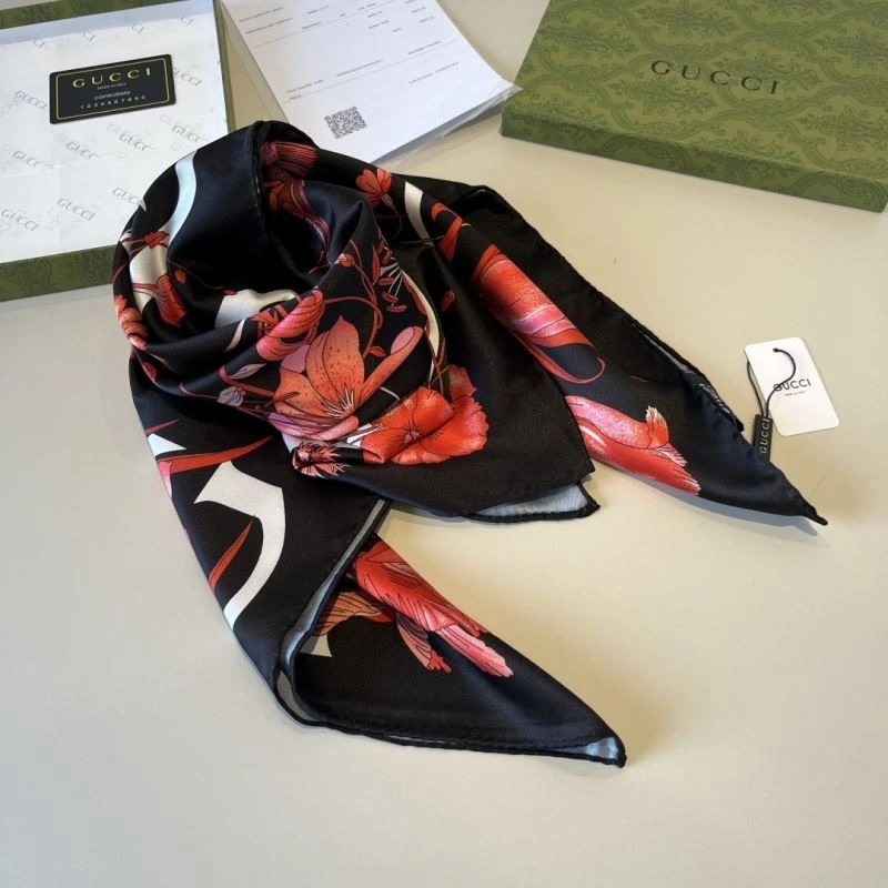 Compact Gucci Scarf 270704