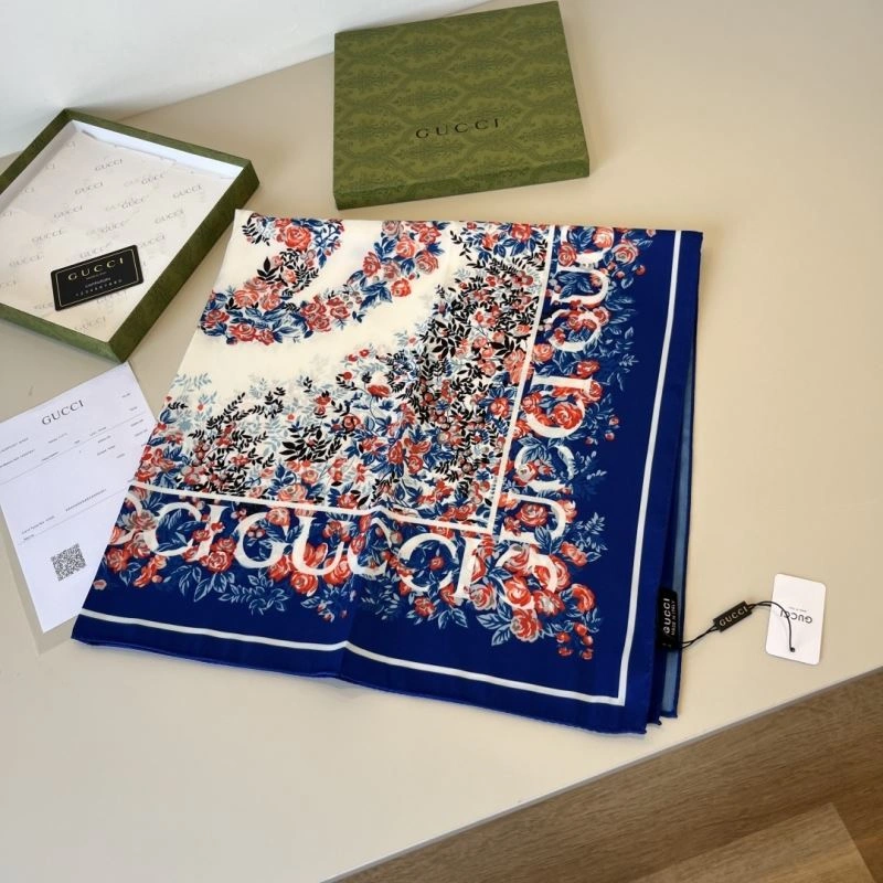Gucci Scarf WellDesigned 270685