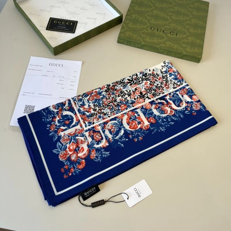 Gucci Scarf WellDesigned 270685