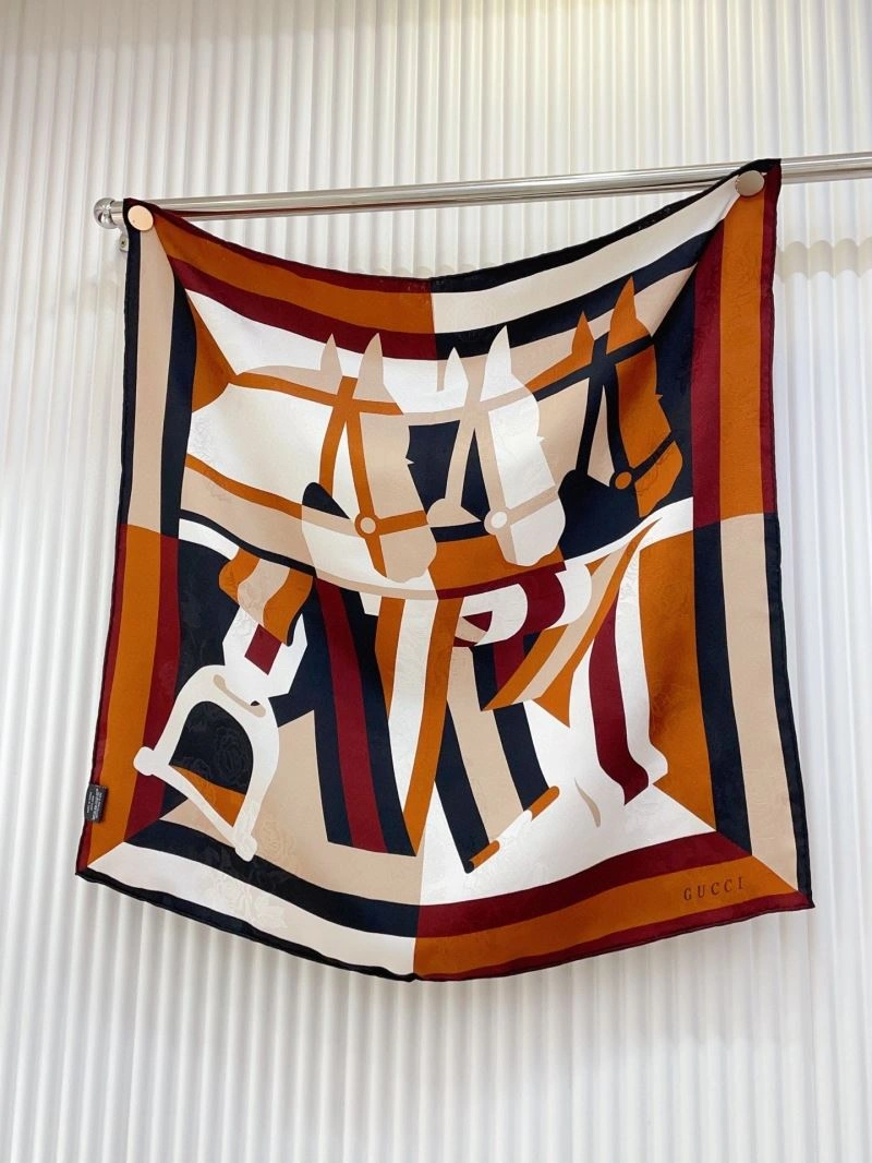 Gucci Scarf Sporty 270684