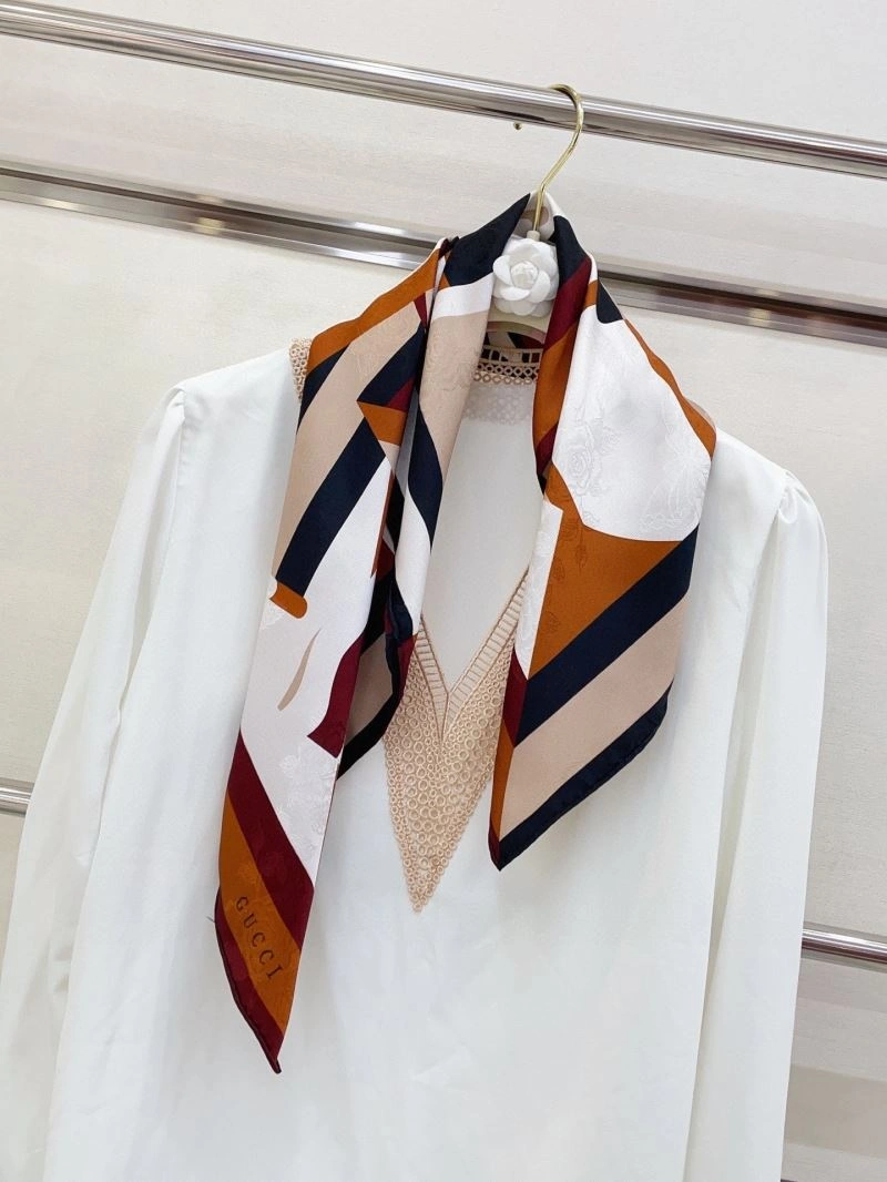 Gucci Scarf Sporty 270684