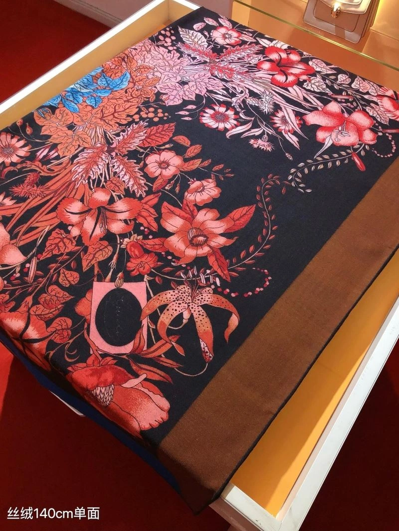 Original Gucci Scarf 271086