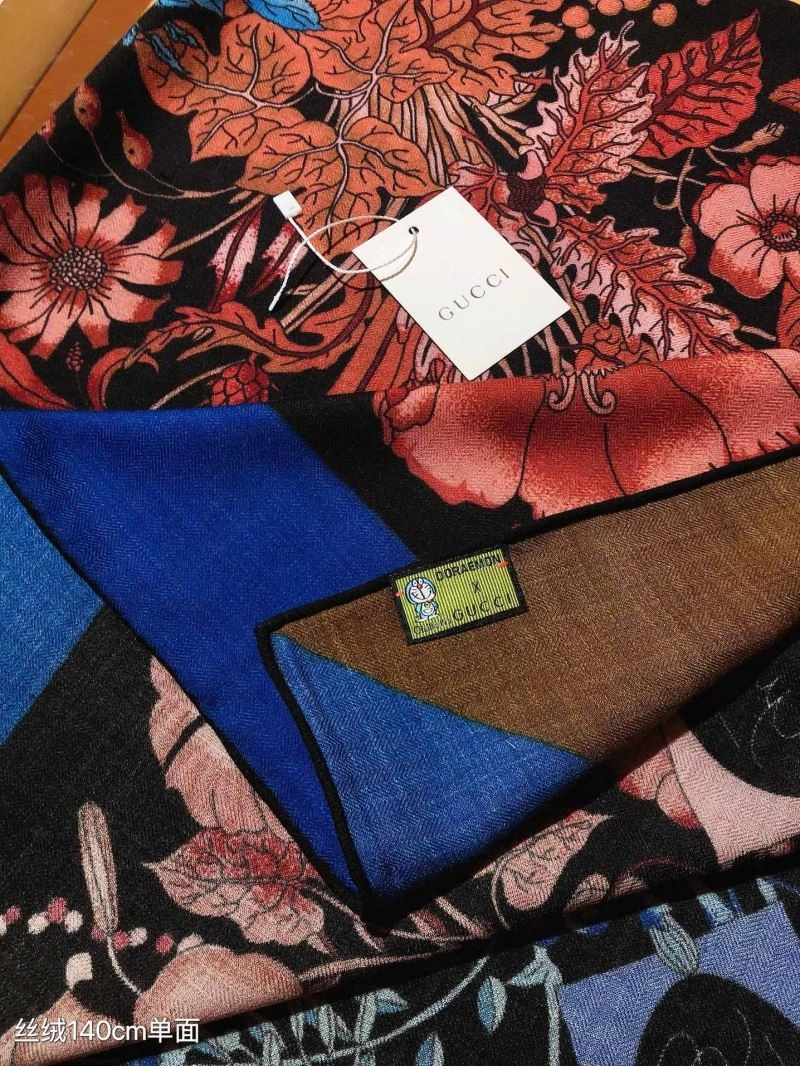 Original Gucci Scarf 271086
