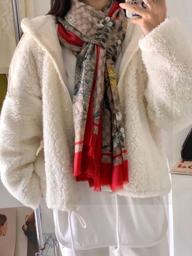 Gucci Scarf MultiPurpose 271102
