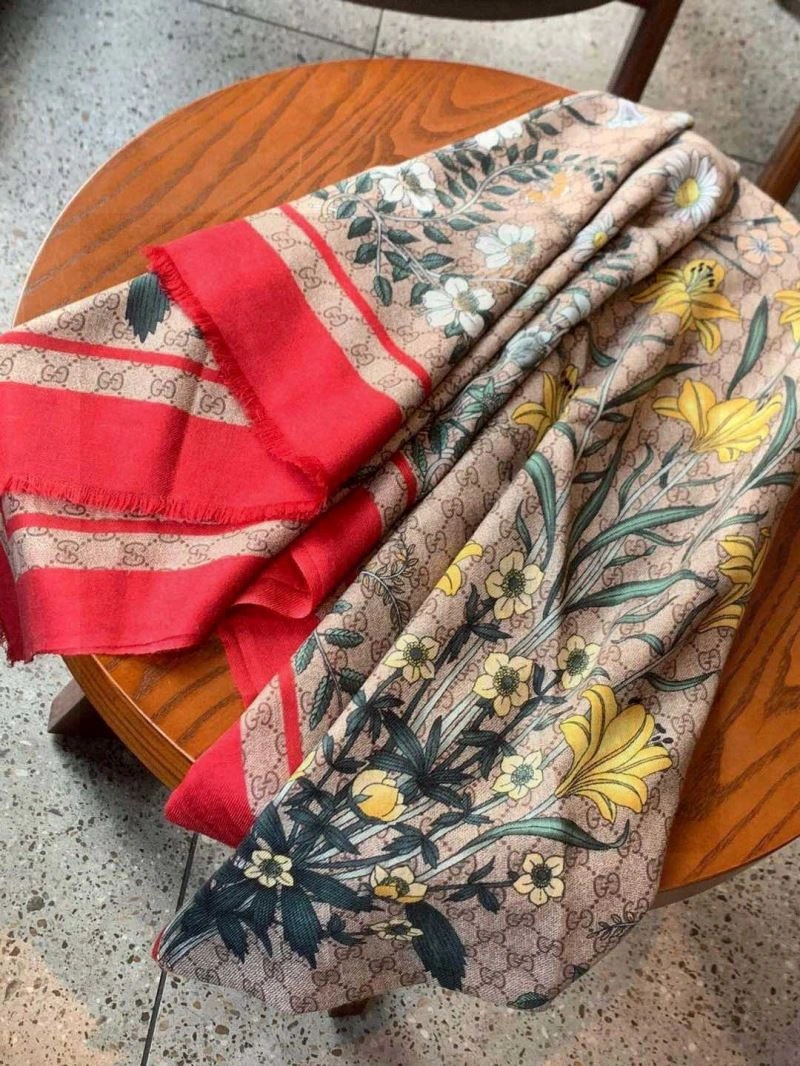 Gucci Scarf MultiPurpose 271102
