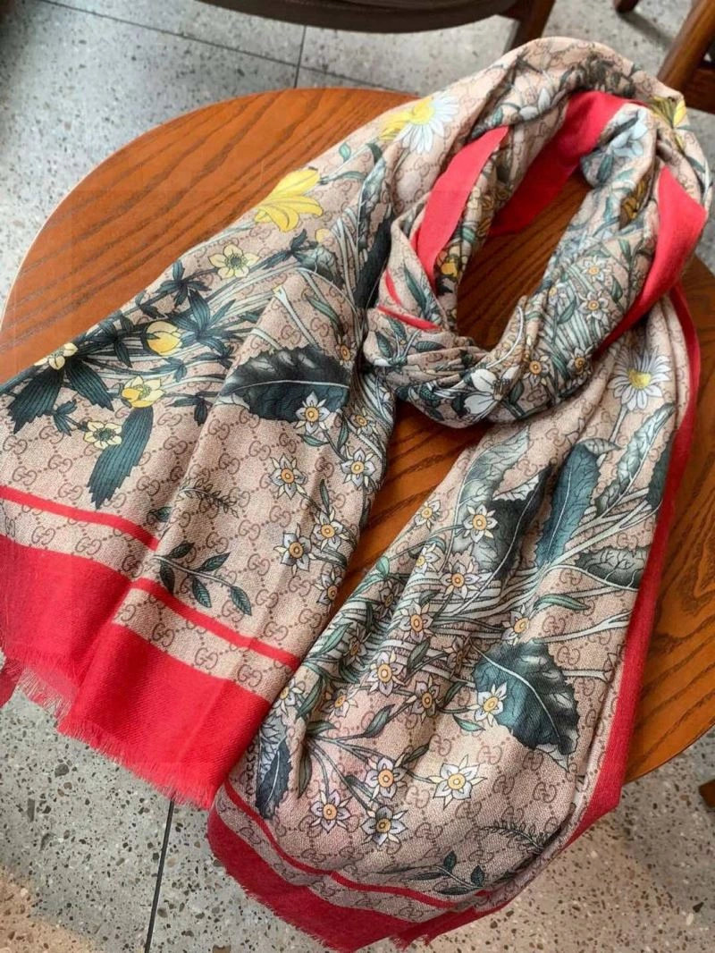 Gucci Scarf MultiPurpose 271102