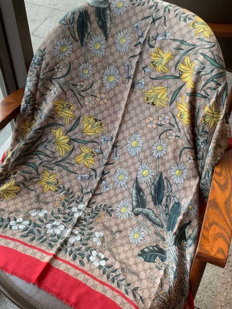 Gucci Scarf MultiPurpose 271102
