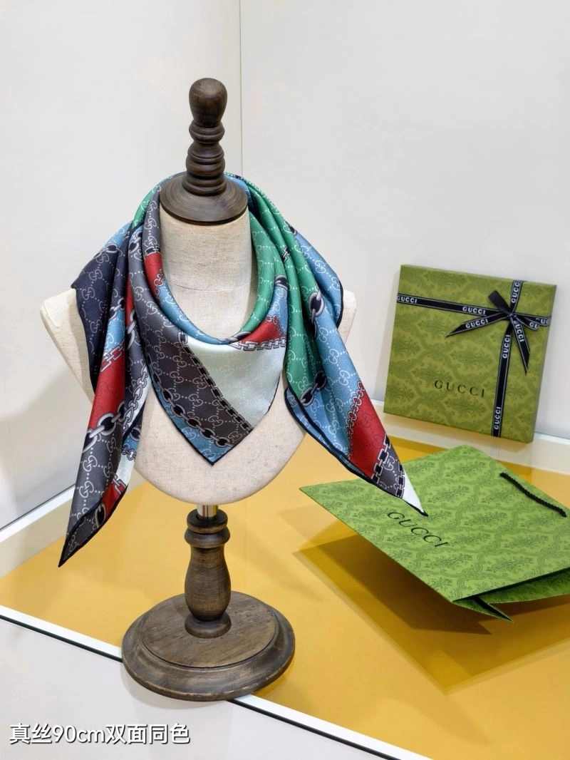 Casual Gucci Scarf 271080