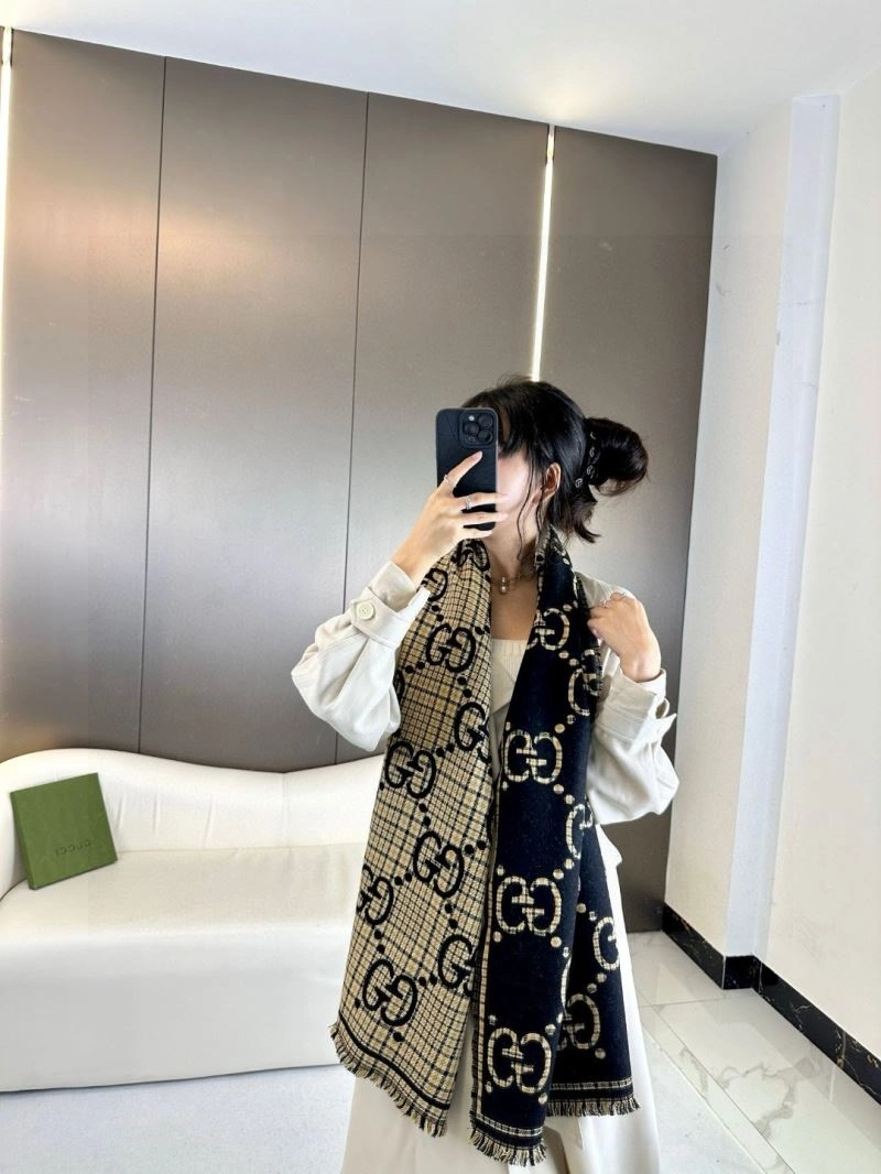 Gucci Scarf Durable 271071