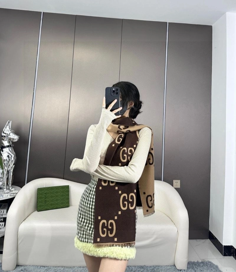 Gucci Scarf Contemporary 271072