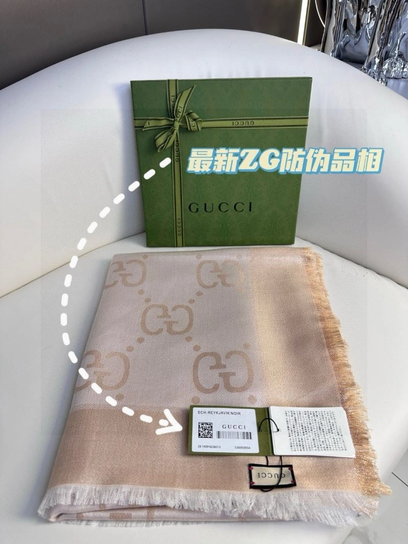 Tailored Gucci Scarf 271069