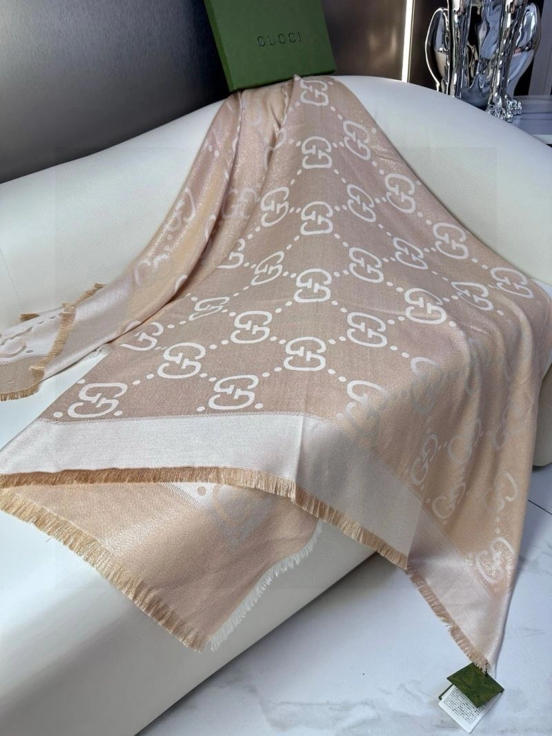 Tailored Gucci Scarf 271069