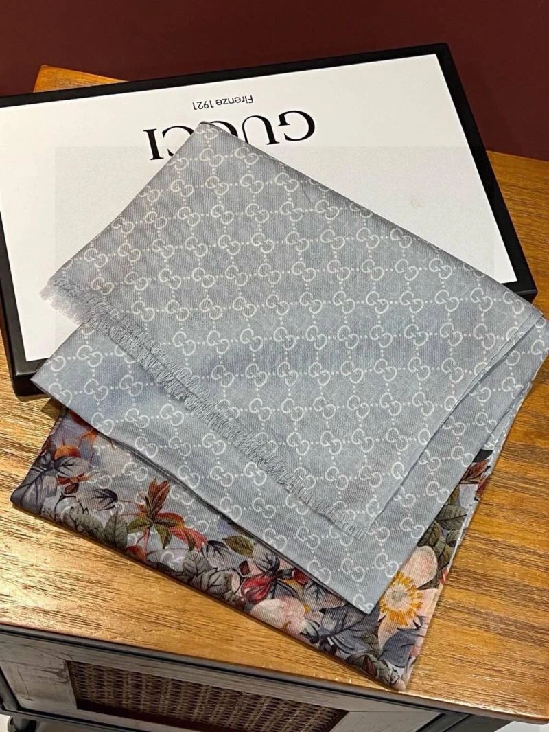 ZipUp Gucci Scarf 271043