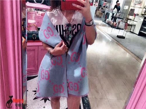 Gucci Scarf StreetReady 271049