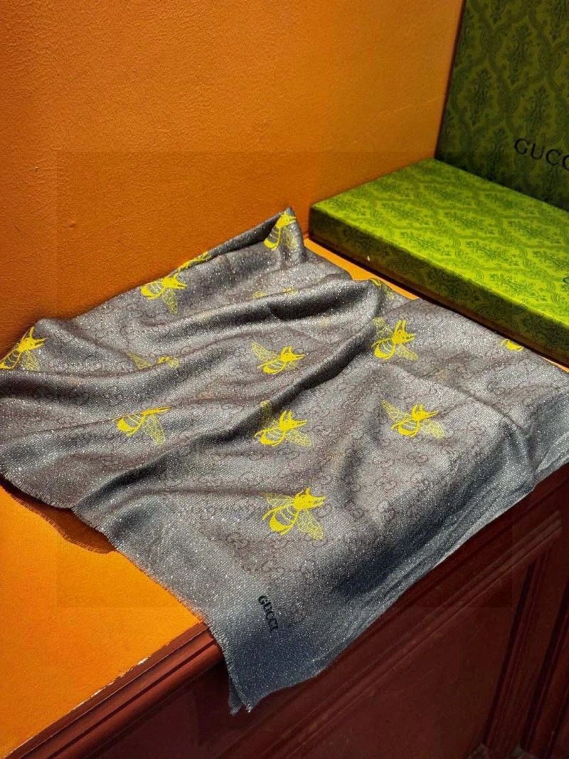 Upgraded Gucci Scarf 271044