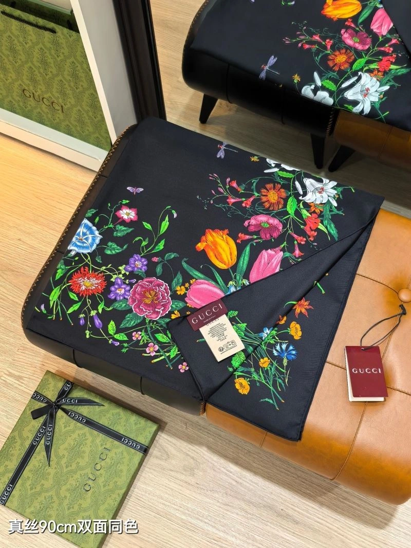 Gucci Scarf Attractive 271810