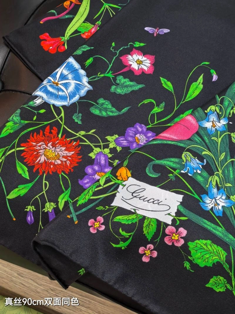 Gucci Scarf Attractive 271810