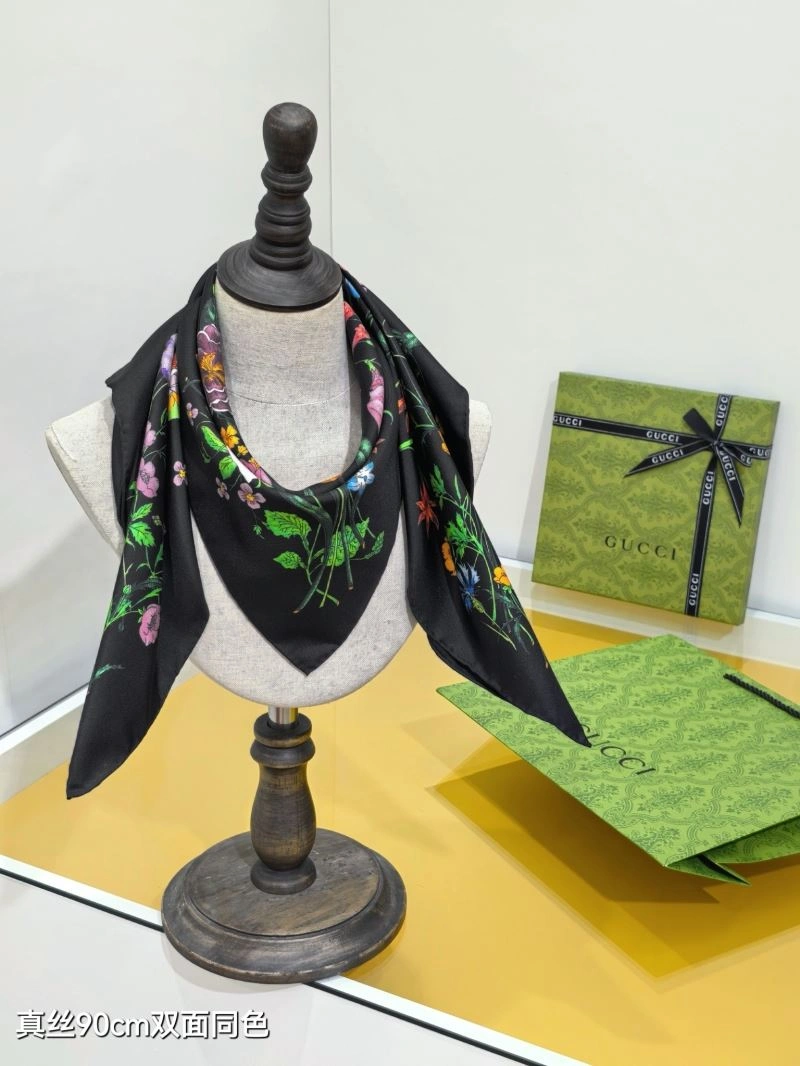 Gucci Scarf Attractive 271810