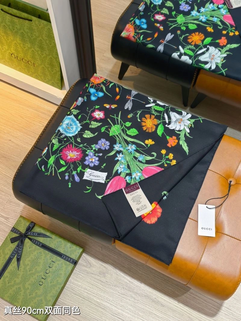 Gucci Scarf WellDesigned 271801