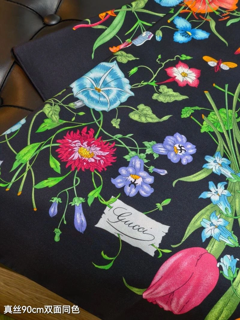 Gucci Scarf WellDesigned 271801