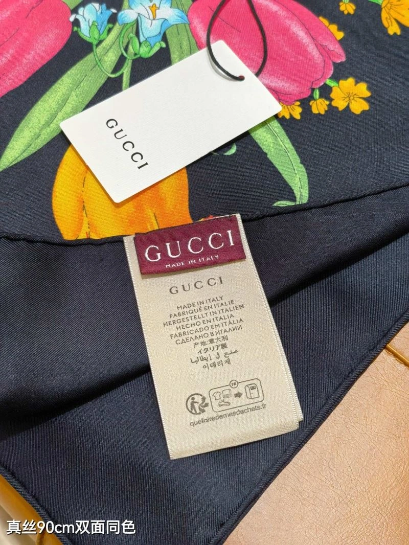Gucci Scarf WellDesigned 271801