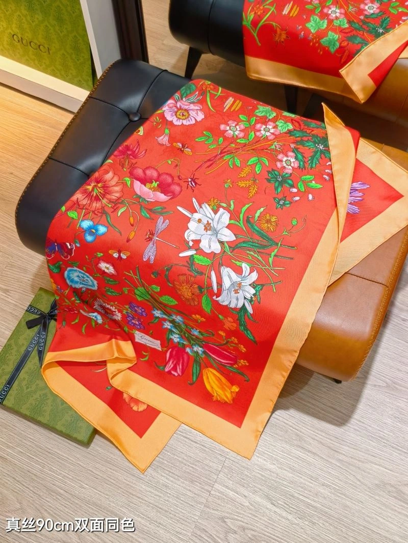Refined Gucci Scarf 271797