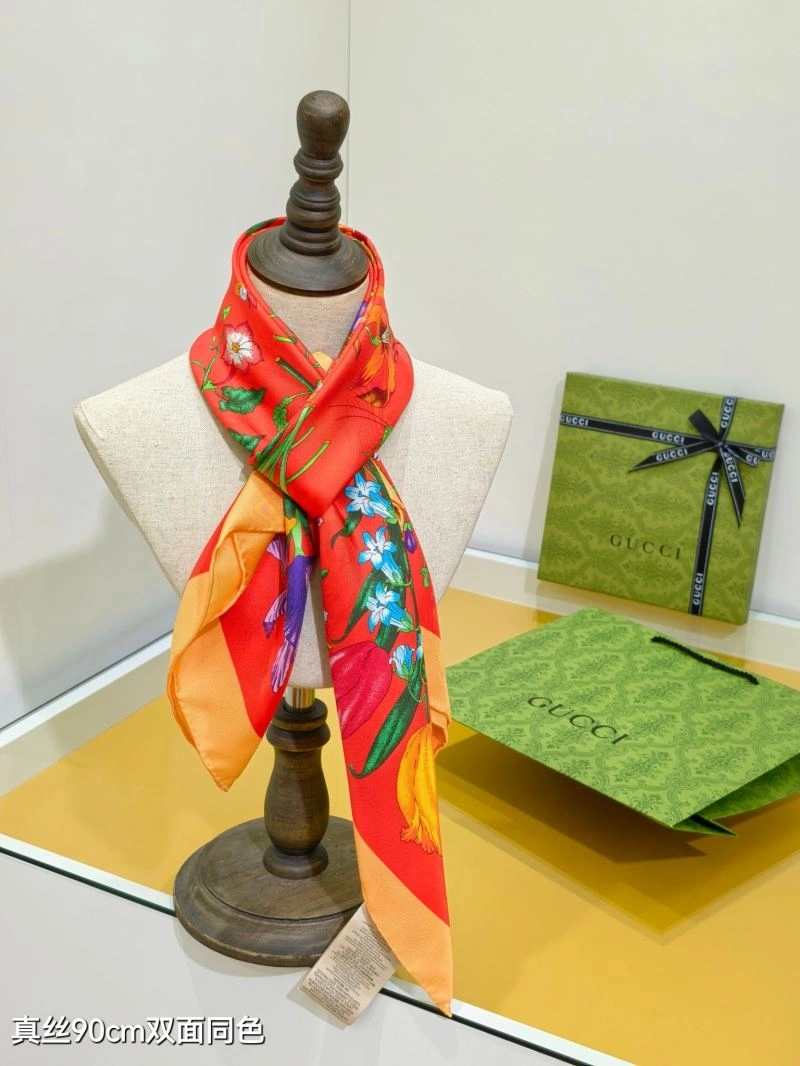 Refined Gucci Scarf 271797