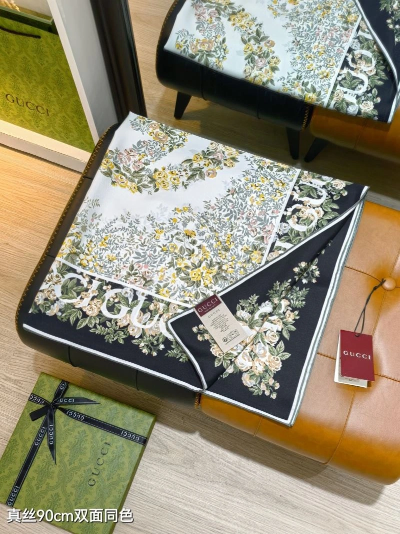 Gucci Scarf Resilient 271791