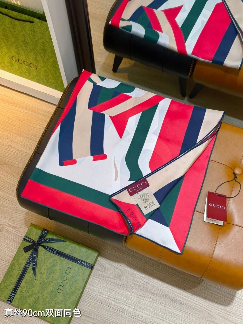 Gucci Scarf Fashionable 271790