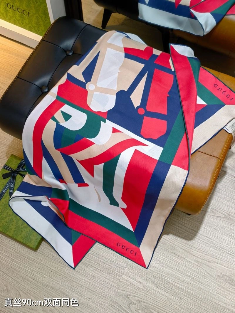 Gucci Scarf Fashionable 271790