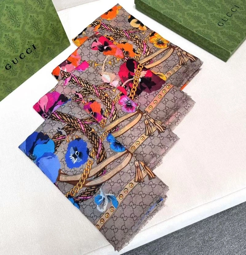 Comfortable Gucci Scarf 271799