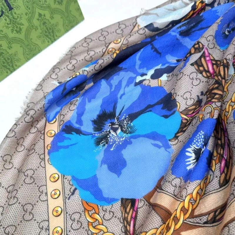 Comfortable Gucci Scarf 271799