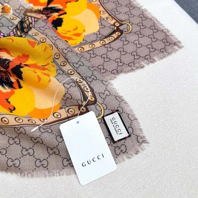 Gucci Scarf FastDry 271808