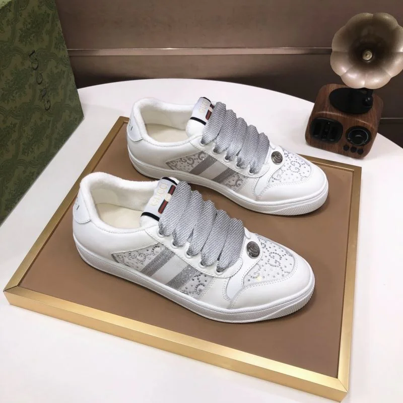Sleek Gucci Screener Shoes 24033