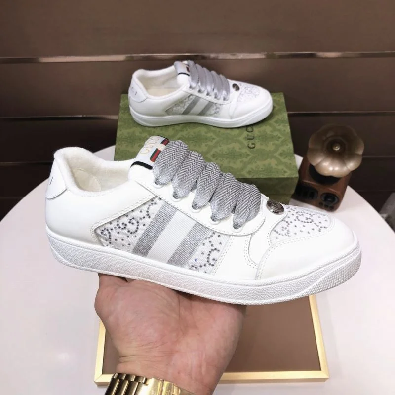Sleek Gucci Screener Shoes 24033