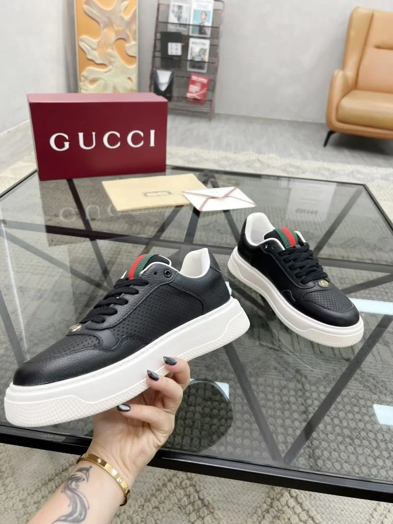 Gucci Screener Shoes QuickDry 24013