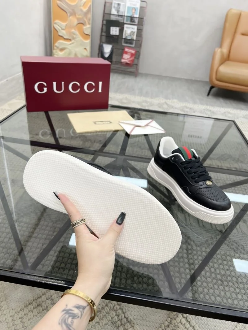 Gucci Screener Shoes QuickDry 24013