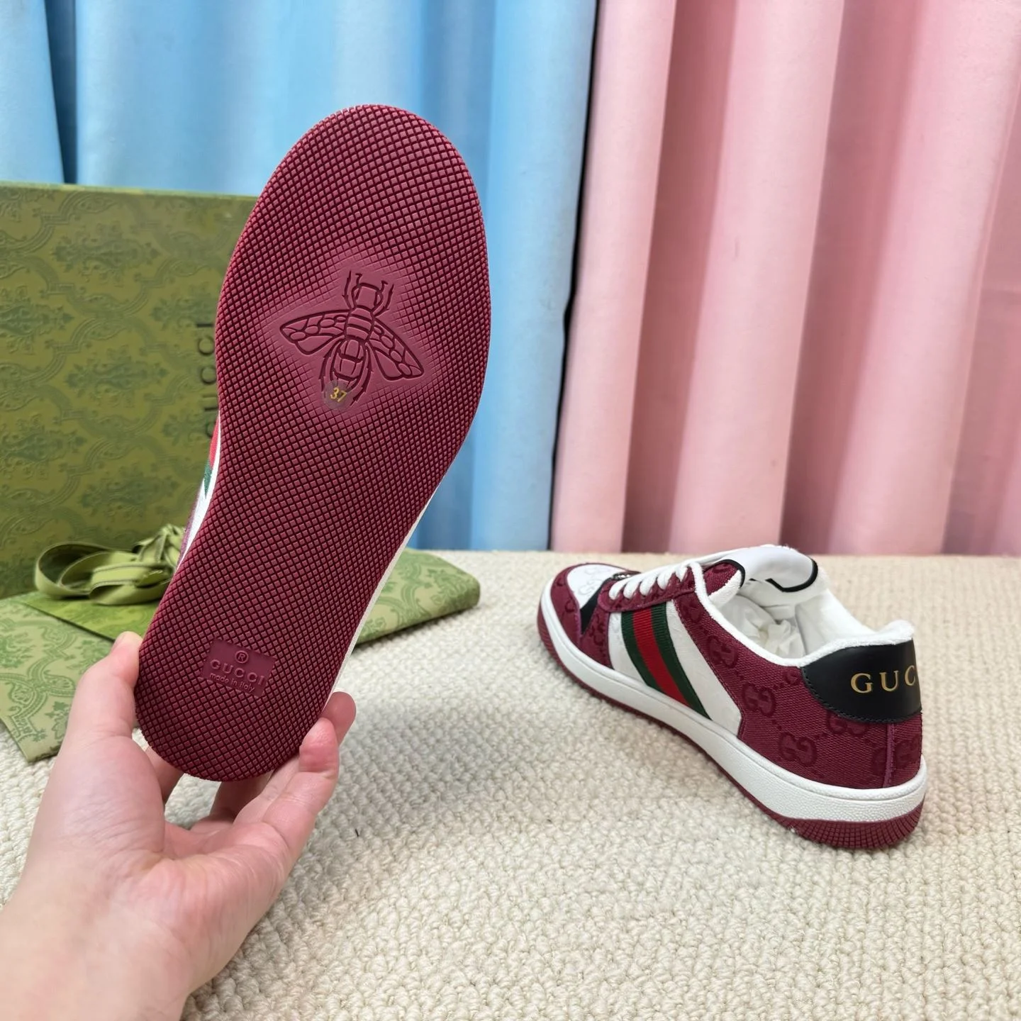 TravelReady Gucci Screener Shoes 24342
