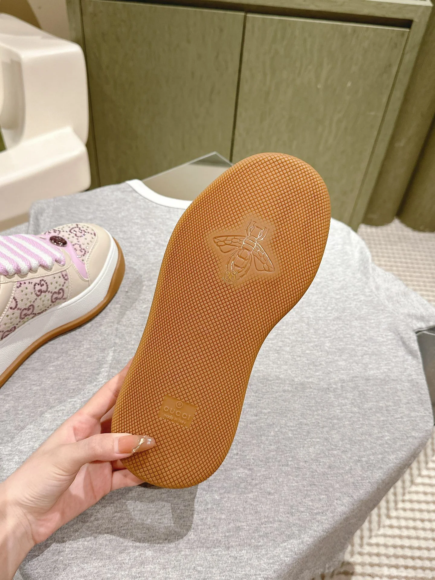 Gucci Screener Shoes Soft 24332