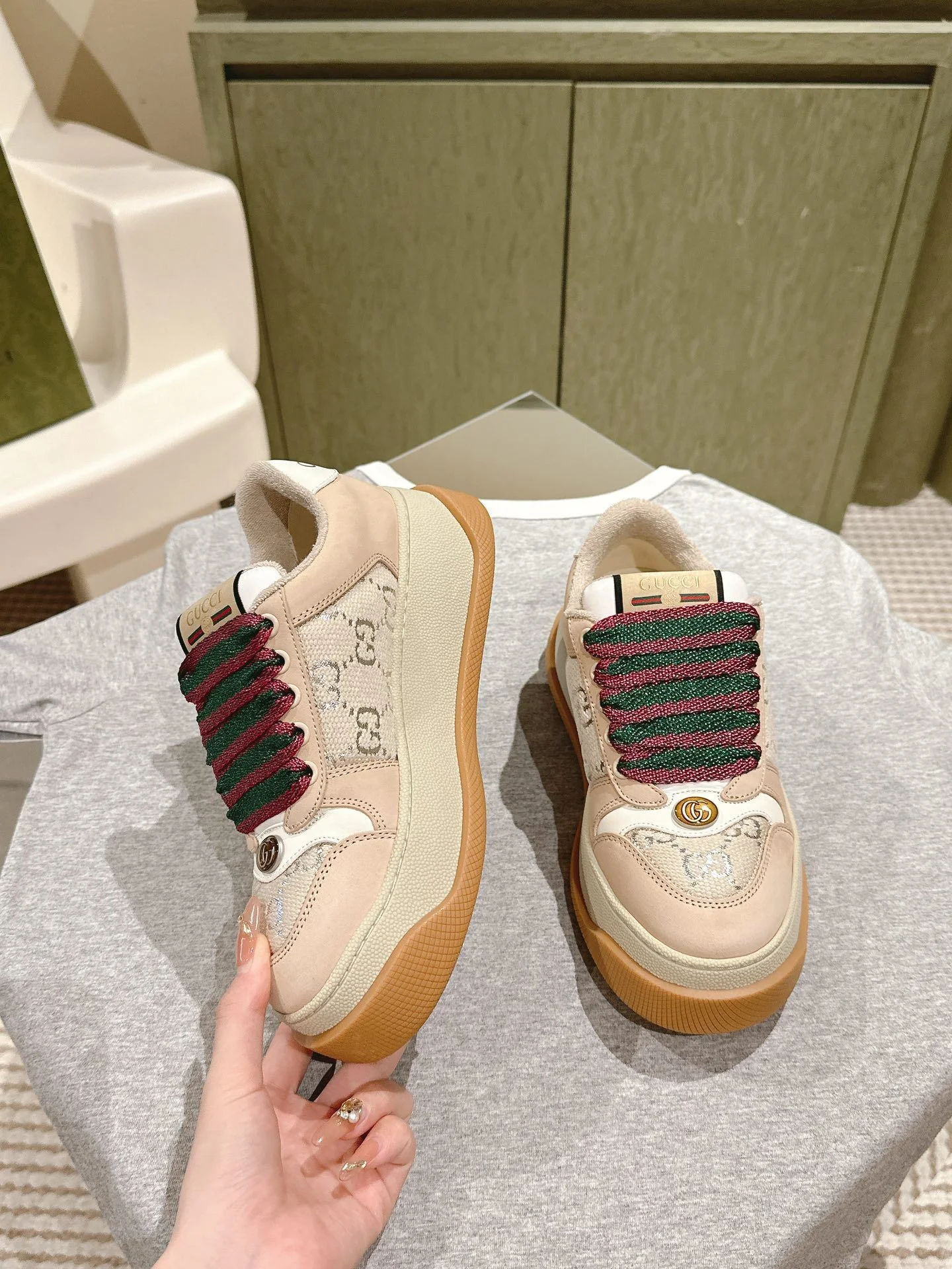 Supportive Gucci Screener Shoes 24330